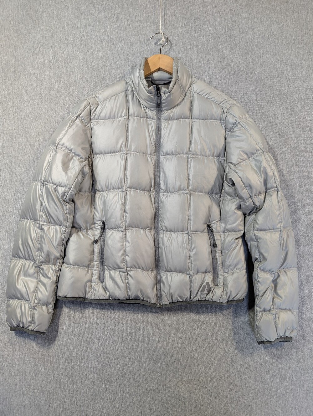 Eddie Bauer EB800 First Ascent Puffer Jacket Women's Large Silver Whittaker